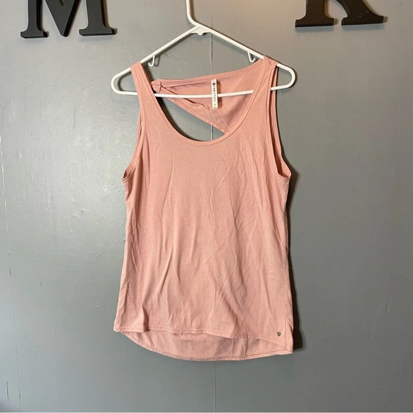 Fabletics Tops - Fabletics light pink Anita open back tank top size medium